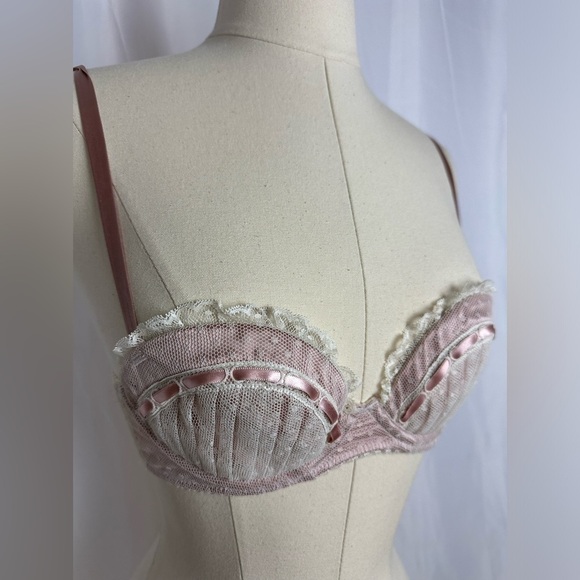 NWT Myla Pink Lace Underwire Bra Sz 32 - Picture 2 of 6